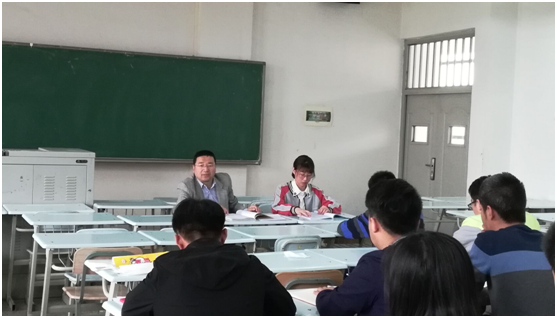 韦德官方网站本科生力学党支部组织生活会