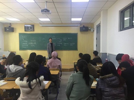 韦德官方网站研究生会召开专题学习会议并安排近期工作